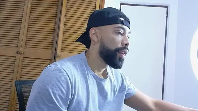 Blade millerr online show from 05/28/26, 12:22