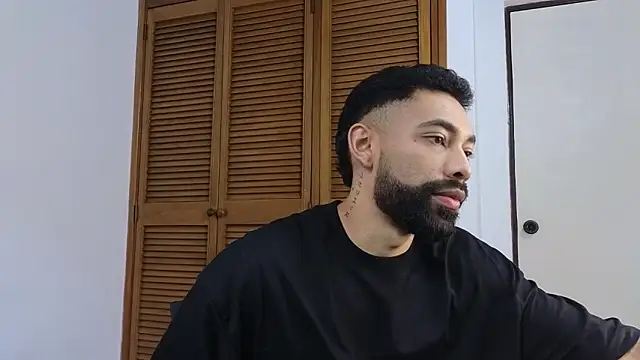 Blade millerr online show from 05/30/26, 12:22