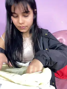 Samantha Torrez1 online show from 05/26/26, 07:12
