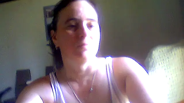 AniaCool77 online show from 06/10/26, 09:54