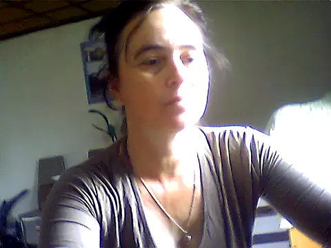 AniaCool77 online show from 06/12/26, 06:44