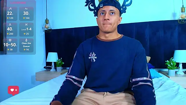 Thiago Nova online show from 06/12/26, 03:04