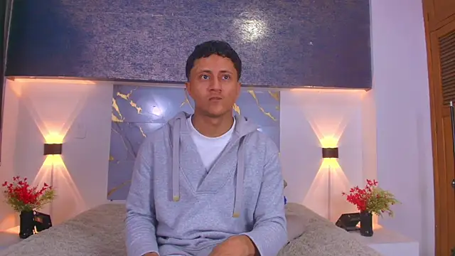 Thiago Nova online show from 06/23/26, 03:26