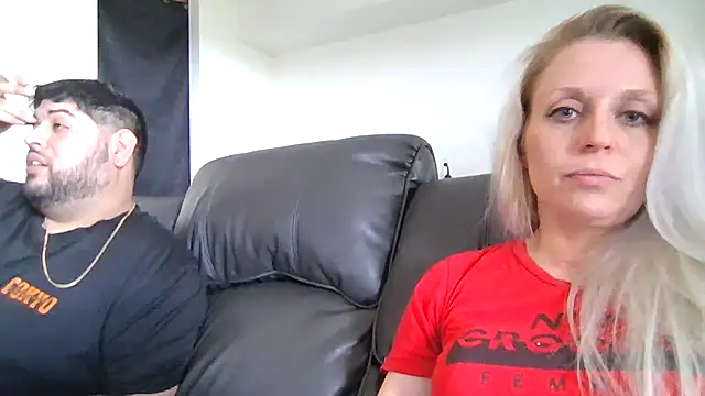 LexiAndPapi online show from 05/21/26, 08:39