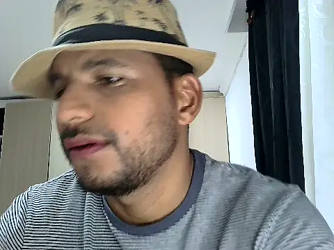 Snapshot of Bruno_vip chatting on 06/10/26, 12:01 Bruno vip online show from 06/10/26, 12:01