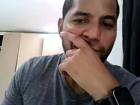 Snapshot of Bruno_vip chatting on 06/06/26, 06:13 Bruno vip online show from 06/06/26, 06:13
