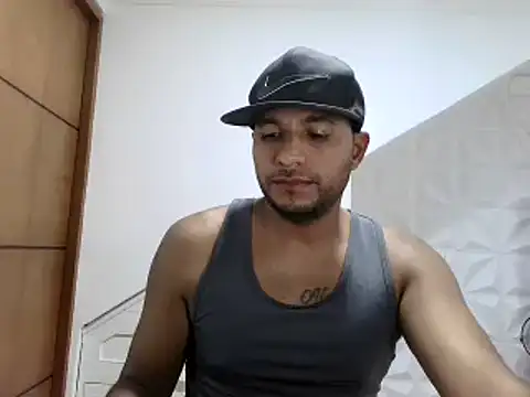 Snapshot of Bruno_vip chatting on 05/25/26, 11:47 Bruno vip online show from 05/25/26, 11:47
