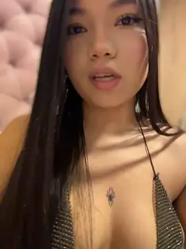 Snapshot of maria_lunag chatting on 07/05/26, 02:38 maria lunag online show from 07/05/26, 02:38