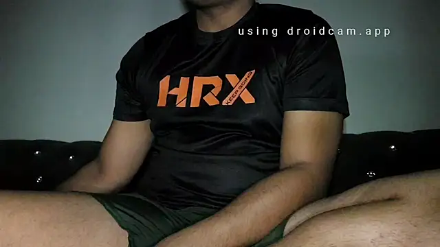 Snapshot of psexplr chatting on 11/16/25, 06:56 psexplr online show from 11/16/25, 06:56