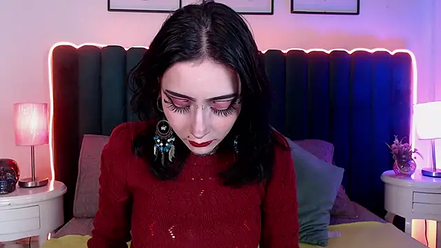 Scarleth Fg  online show from 05/29/26, 11:11