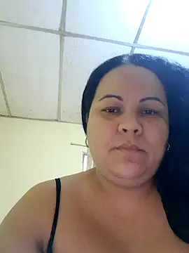 Snapshot of Latimida chatting on 07/11/26, 08:20 Latimida online show from 07/11/26, 08:20