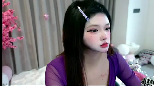 Snapshot of yan-0705 chatting on 06/03/26, 11:11 yan-0705 online show from 06/03/26, 11:11