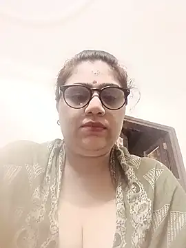 yourchahat27 online show from 06/23/26, 07:45