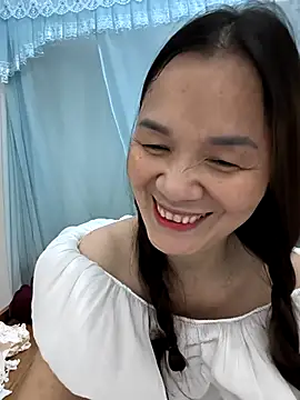 Lye lovely online show from 07/10/26, 01:00