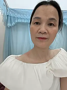 Lye lovely online show from 06/15/26, 12:49