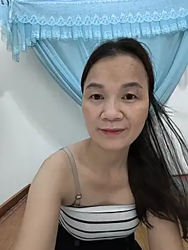 Lye lovely online show from 05/30/26, 01:06