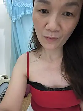 Lye lovely online show from 07/04/26, 01:12
