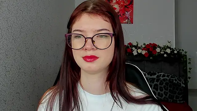 Snapshot of MelissaMay__ chatting on 06/11/26, 10:40 MelissaMay online show from 06/11/26, 10:40