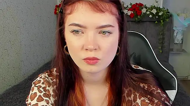 Snapshot of MelissaMay__ chatting on 06/19/26, 10:15 MelissaMay online show from 06/19/26, 10:15