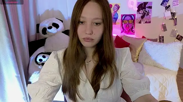 Snapshot of TinaShelton chatting on 06/02/26, 02:06 TinaShelton online show from 06/02/26, 02:06