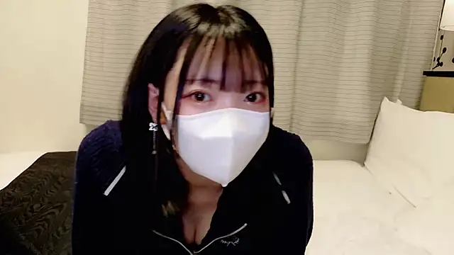 Hoshi Minami online show from 06/02/26, 12:05