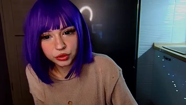 Snapshot of YunaLeaf chatting on 06/20/26, 06:24 YunaLeaf online show from 06/20/26, 06:24
