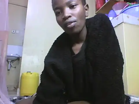 Snapshot of aliana082169 chatting on 06/25/26, 09:42 aliana082169 online show from 06/25/26, 09:42