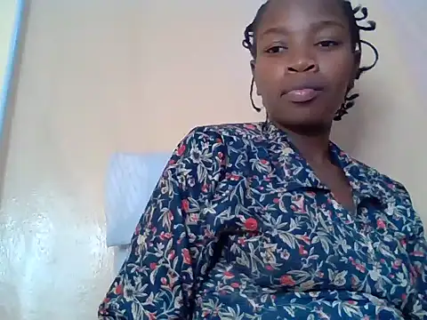 Snapshot of aliana082169 chatting on 07/13/26, 07:57 aliana082169 online show from 07/13/26, 07:57