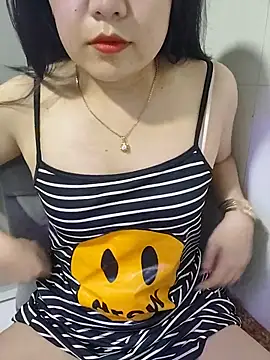 Snapshot of Myry_sweet chatting on 07/15/26, 06:37 Myry sweet online show from 07/15/26, 06:37
