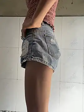Miuuu22 online show from 06/25/26, 05:12