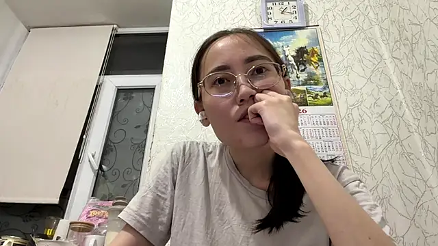 VickieTrudo online show from 06/08/26, 08:20