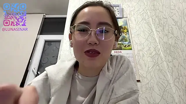 VickieTrudo online show from 06/10/26, 09:27