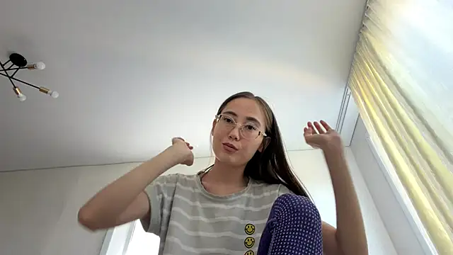 VickieTrudo online show from 07/06/26, 07:37
