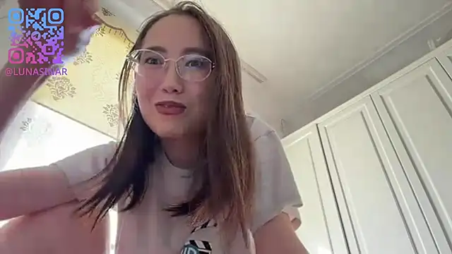 VickieTrudo online show from 06/11/26, 02:53