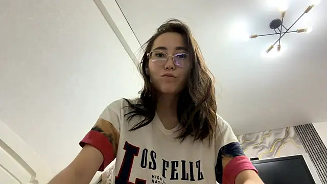 VickieTrudo online show from 06/29/26, 09:14