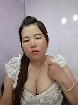 Snapshot of baby_rose026 chatting on 07/04/26, 02:43 baby rose026 online show from 07/04/26, 02:43