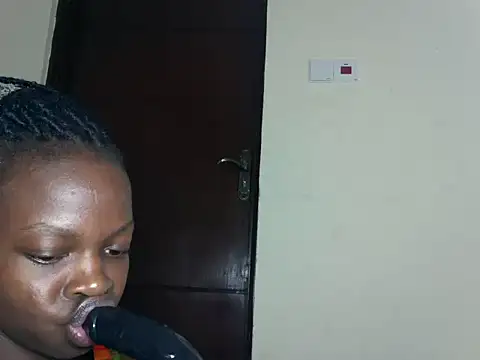 Snapshot of slim_sexy1 chatting on 06/30/26, 01:33 slim sexy1 online show from 06/30/26, 01:33