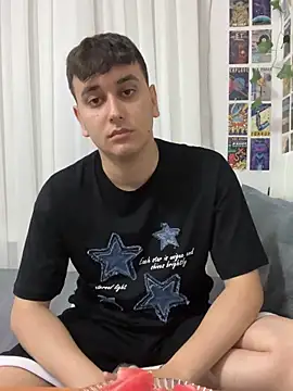 imjustaboyy1 online show from 06/01/26, 06:18