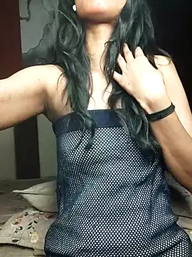 PUNAM779 online show from 05/29/26, 01:44