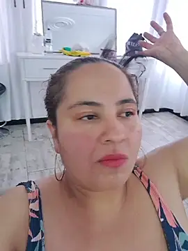 JadeBellee online show from 05/29/26, 06:58