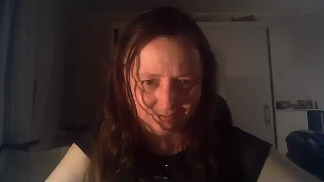 TaylorLovely online show from 06/16/26, 08:09