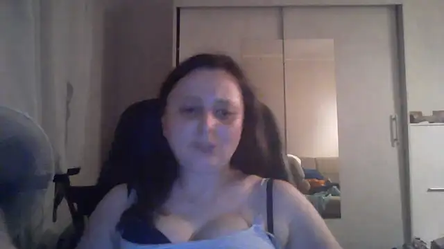TaylorLovely online show from 07/18/26, 08:06