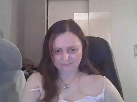 TaylorLovely online show from 06/27/26, 08:04