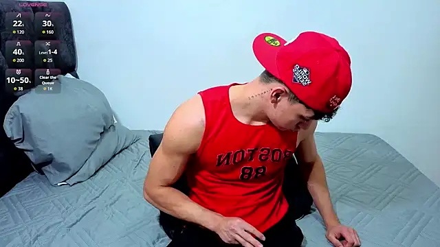 Snapshot of Luke_Muscle chatting on 07/14/26, 01:05 Luke Muscle online show from 07/14/26, 01:05