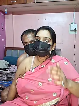 Snapshot of Hornyreshma chatting on 06/12/26, 10:24 Hornyreshma online show from 06/12/26, 10:24