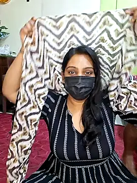 Snapshot of Hornyreshma chatting on 07/16/26, 05:54 Hornyreshma online show from 07/16/26, 05:54