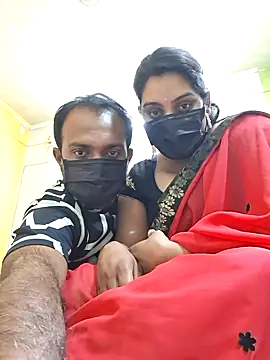 Snapshot of Hornyreshma chatting on 06/03/26, 05:28 Hornyreshma online show from 06/03/26, 05:28
