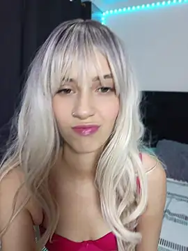 Snapshot of sofi_diaz1 chatting on 06/01/26, 05:01 sofi diaz1 online show from 06/01/26, 05:01