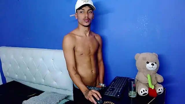 Angel foxc13 online show from 06/25/26, 05:12