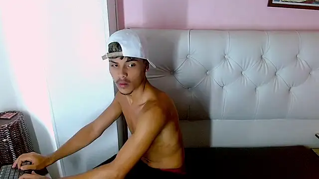Angel foxc13 online show from 06/12/26, 04:38